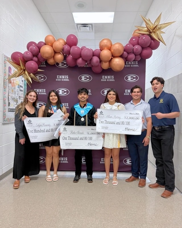CROME students with scholarship awards